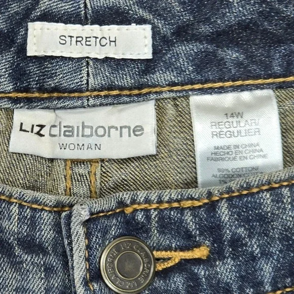 Liz Claiborne Woman 14W Regular Bootcut Jeans Dark Wash Stretch High Rise New - Picture 4 of 5
